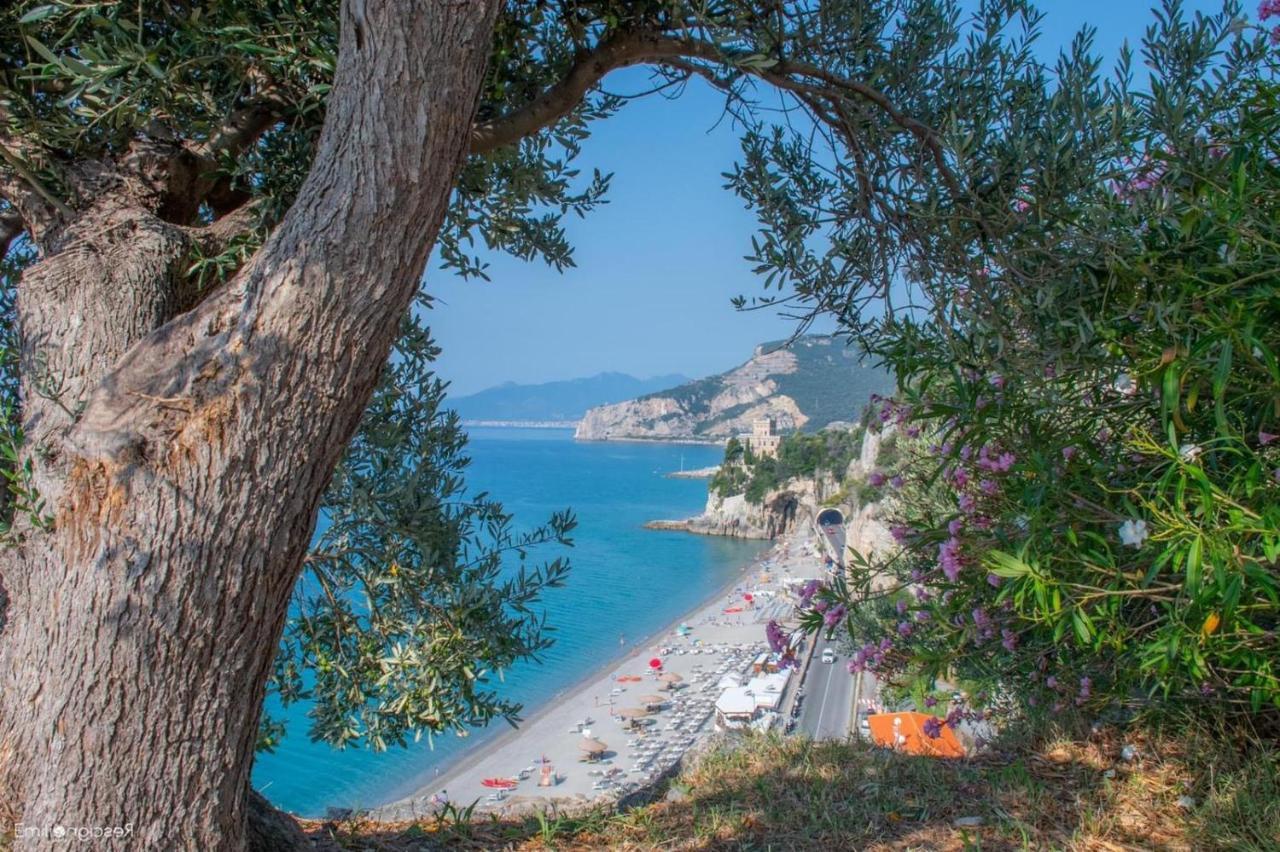 Locanda Marita Finale Ligure Exteriör bild